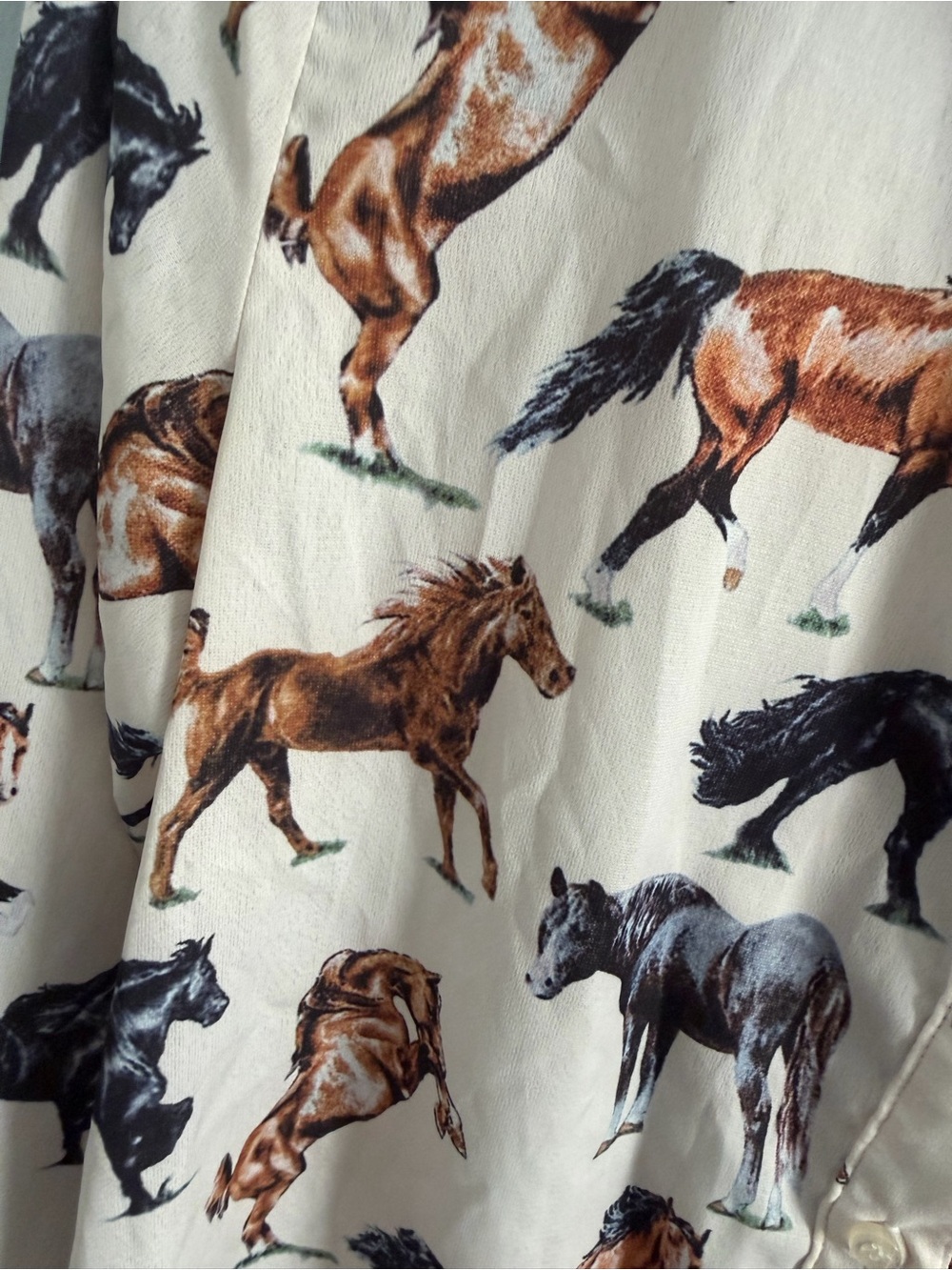 Novelty Horse-Print Button-Down Shirt for Women S - Picture 6 of 8
